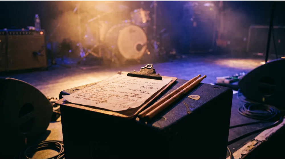 How to Create the Perfect Band Setlist in 2025 — illustration